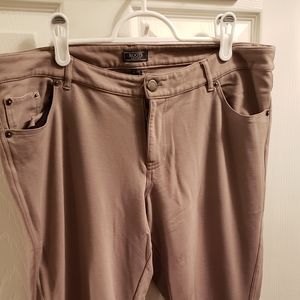 ROOTS Canada XL stretch tan trousers